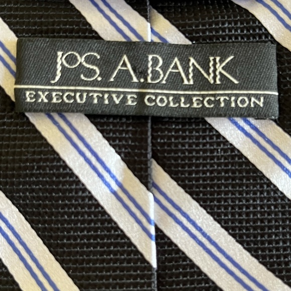 Jos A Bank Blue/Black/White Silk Tie - Picture 2 of 2